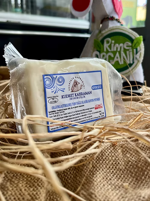 Premium Tam Yağlı Geleneksel Ezine Beyaz Peyniri 650gr