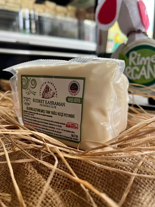Premium Tam Yağlı Beyaz Ezine Keçi Peyniri 675gr