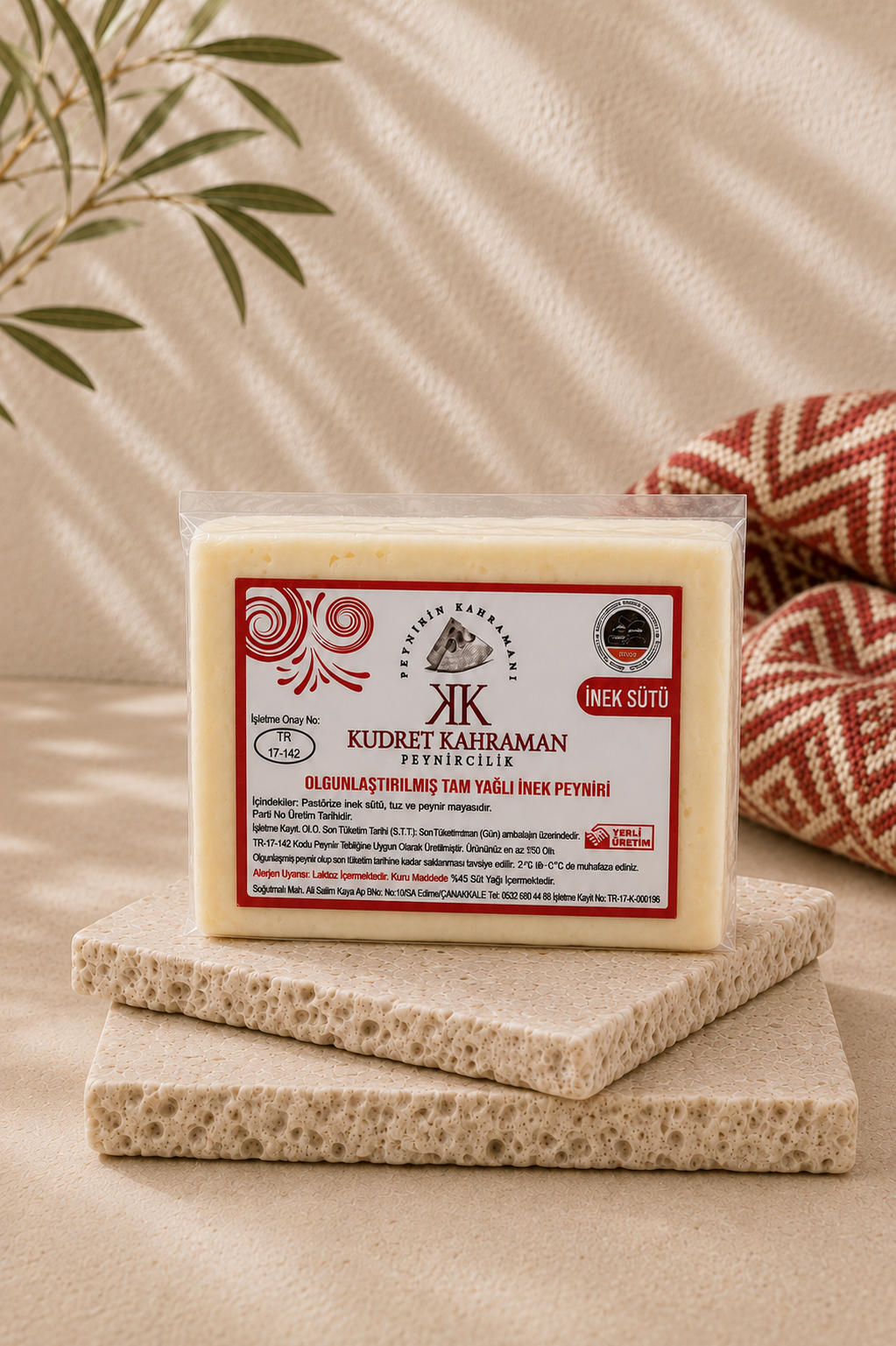 Premium Geleneksel Tam Yağlı Beyaz Ezine İnek Peyniri 575 Gr.